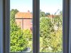 Hell und freundlich